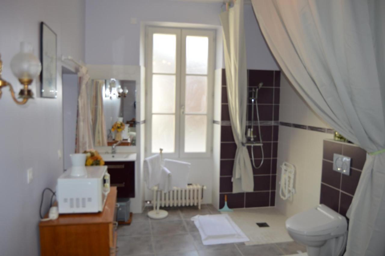 Chambre Charentaise Vars  Экстерьер фото